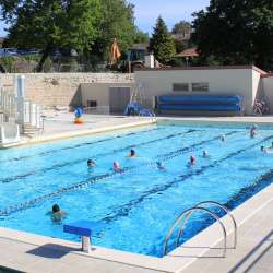 Piscine de Celles-sur-Belle