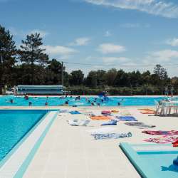 Piscine de Lezay